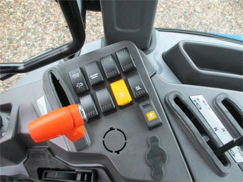 Tractor Solis 60 Med frontlift og frontPTO: foto 6