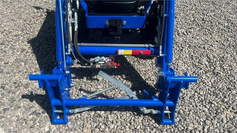 Solis H26 HST Med Frontlæsser - Tractor: foto 4 Solis H26 HST Med Frontlæsser - Tractor: foto 4