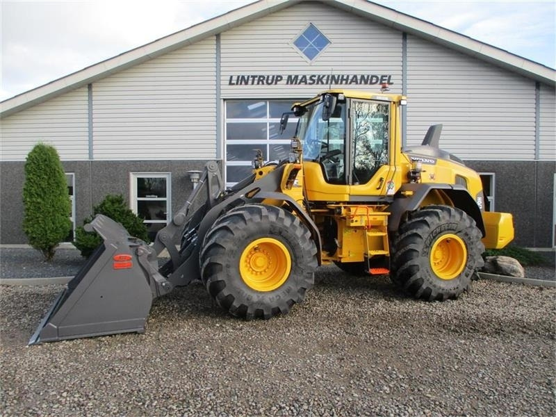 Volvo L 70 H H2, BEMÆRK MED GARANTI FRA VOLVO FREM TIL D - Cargadora de ruedas: foto 1 Volvo L 70 H H2, BEMÆRK MED GARANTI FRA VOLVO FREM TIL D - Cargadora de ruedas: foto 1
