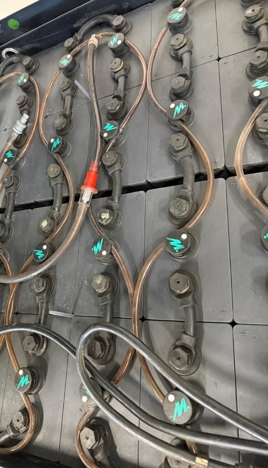 Toyota 11052 - 8FBE16T  - Carretilla elevadora eléctrica: foto 5 Toyota 11052 - 8FBE16T  - Carretilla elevadora eléctrica: foto 5