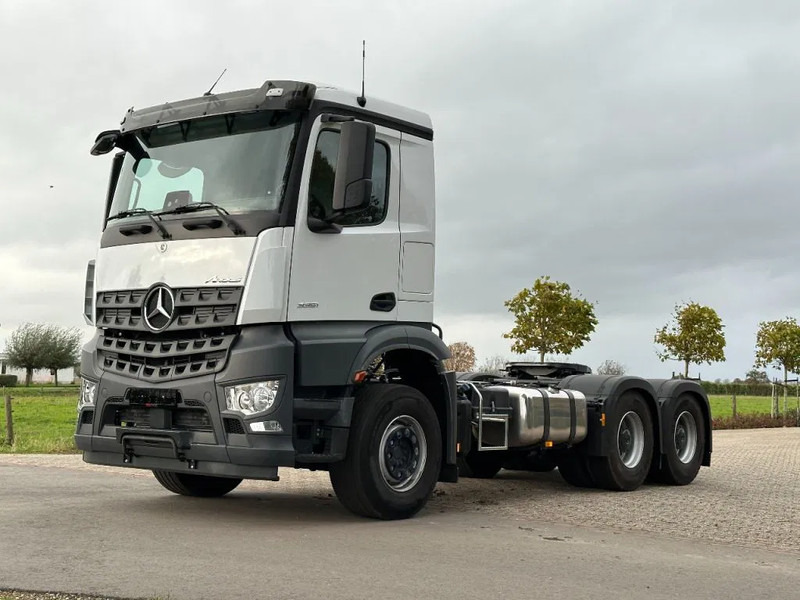 Mercedes-Benz Arocs 3351 6x4 LS!! TRK 180ton!!UNUSED!!TURBO RETARDER!!BELGIUM TRUCK!! - Cabeza tractora: foto 4 Mercedes-Benz Arocs 3351 6x4 LS!! TRK 180ton!!UNUSED!!TURBO RETARDER!!BELGIUM TRUCK!! - Cabeza tractora: foto 4