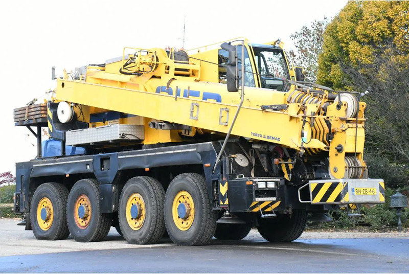 Demag AC60 CITY CLASS! Double cab!!8X8!! - Autogrúa: foto 2 Demag AC60 CITY CLASS! Double cab!!8X8!! - Autogrúa: foto 2