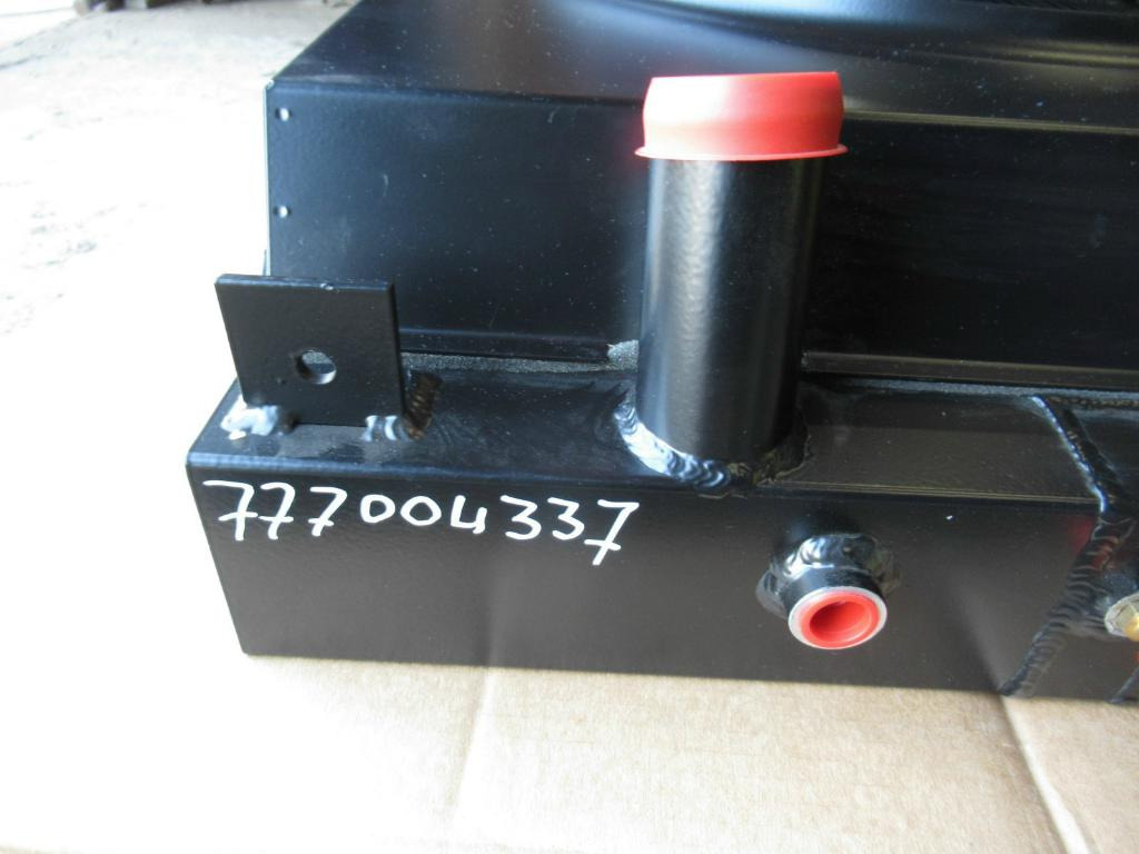 Bomag 05903175 - Radiador para Maquinaria de construcción: foto 5 Bomag 05903175 - Radiador para Maquinaria de construcción: foto 5