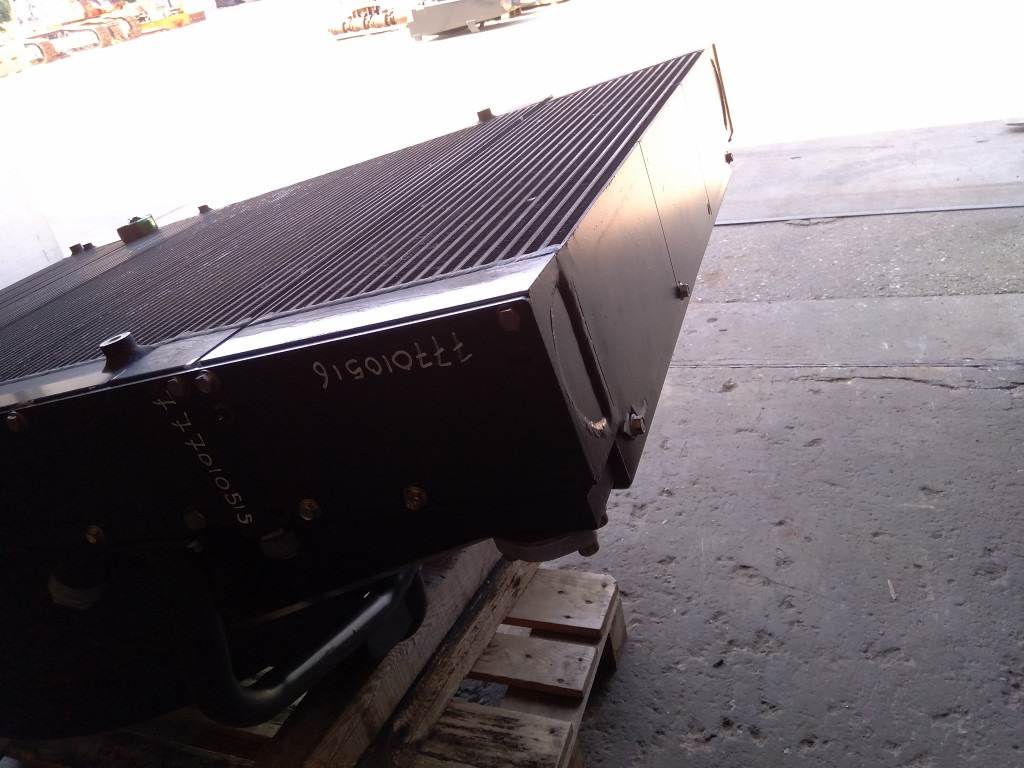 Bomag BM1000-35 - - Radiador para Maquinaria de construcción: foto 3 Bomag BM1000-35 - - Radiador para Maquinaria de construcción: foto 3