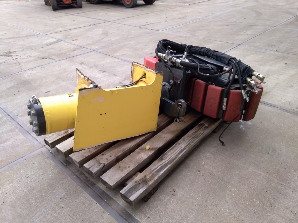 Bomag BM1000-35 - - Piezas del tren de rodaje para Maquinaria de construcción: foto 3 Bomag BM1000-35 - - Piezas del tren de rodaje para Maquinaria de construcción: foto 3