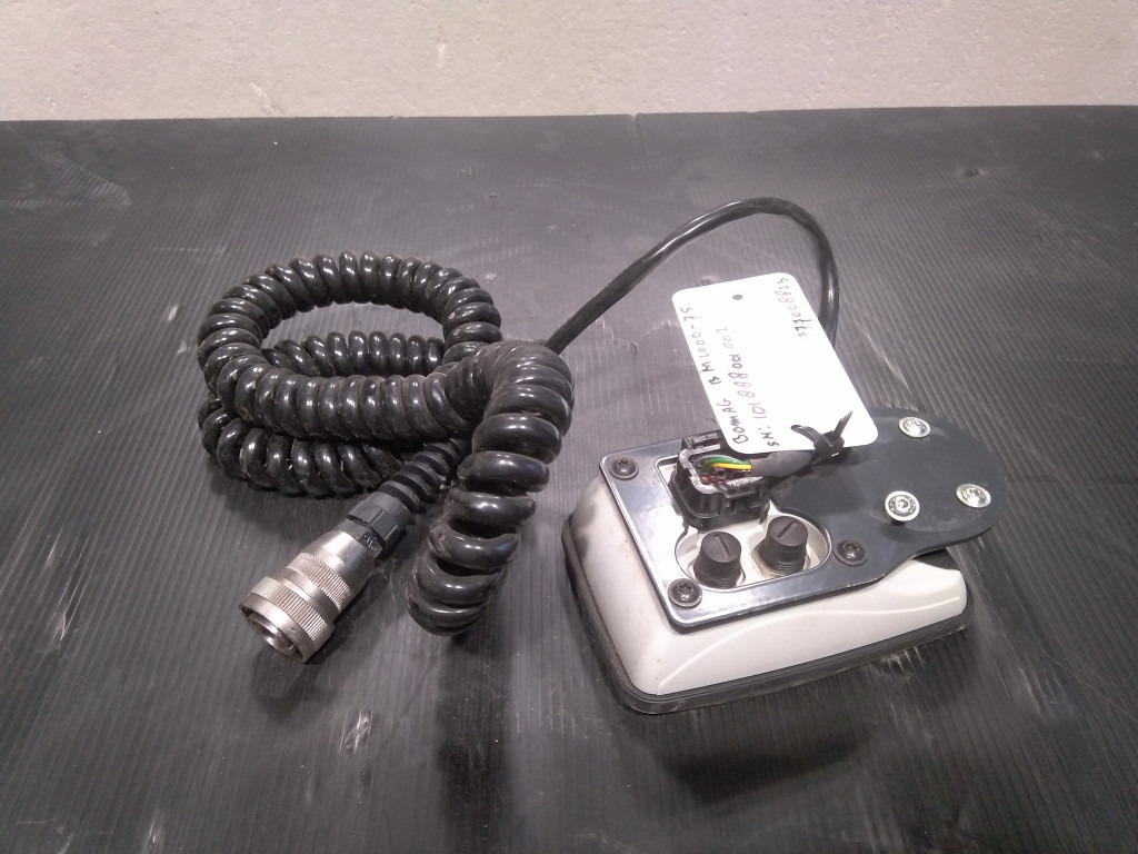 Bomag BM2000-75 - - Salpicadero para Maquinaria de construcción: foto 2 Bomag BM2000-75 - - Salpicadero para Maquinaria de construcción: foto 2