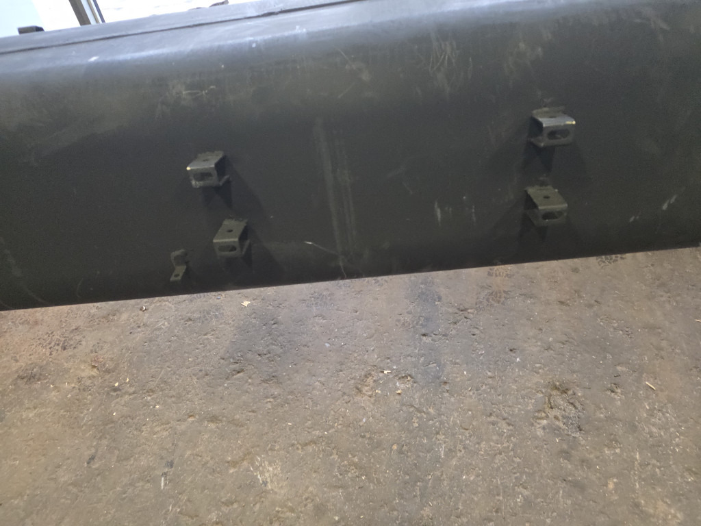 CNH 5801740620 - Silenciador para Maquinaria de construcción: foto 5 CNH 5801740620 - Silenciador para Maquinaria de construcción: foto 5