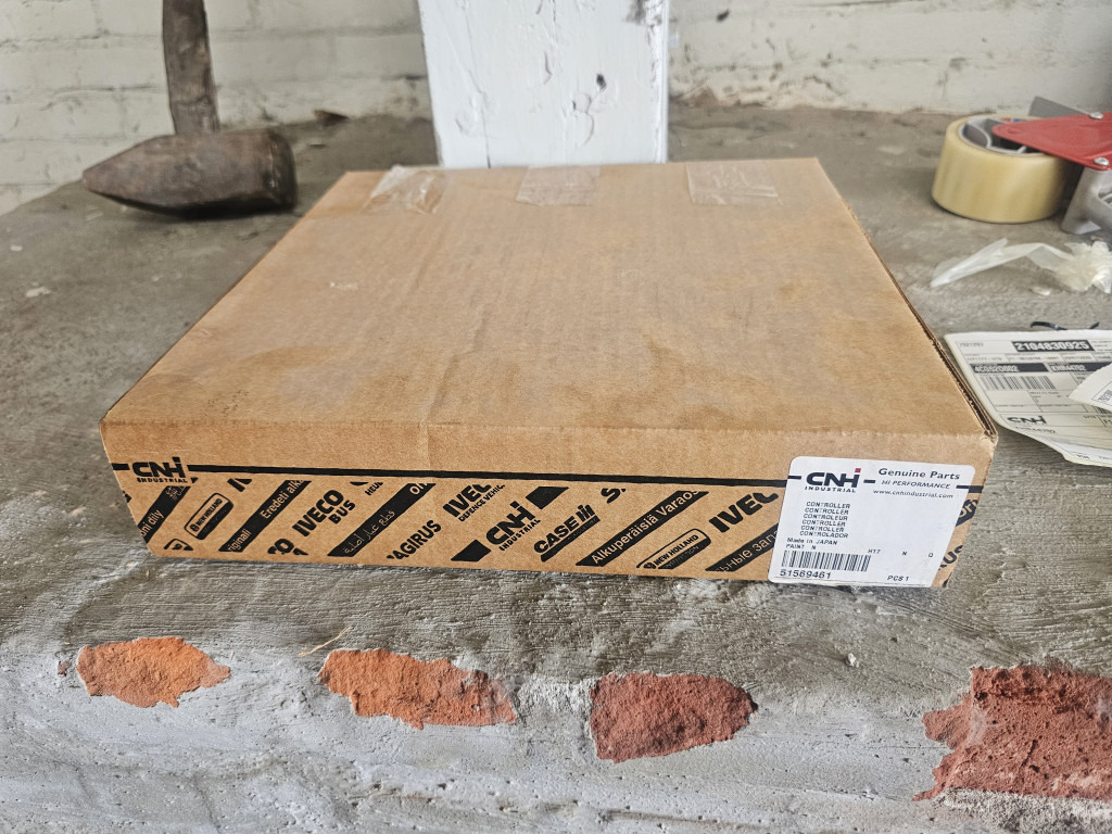 Case 51569461 - Unidad de control para Maquinaria de construcción: foto 2 Case 51569461 - Unidad de control para Maquinaria de construcción: foto 2