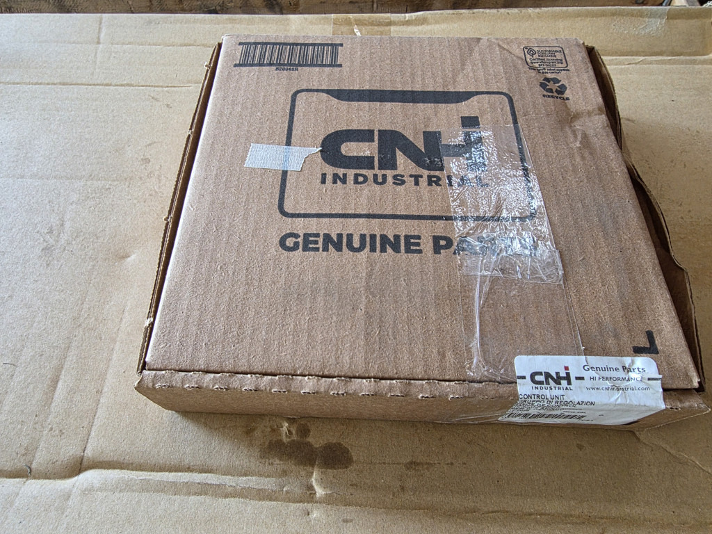 Case 81LQ-60290 - Unidad de control para Maquinaria de construcción: foto 2 Case 81LQ-60290 - Unidad de control para Maquinaria de construcción: foto 2