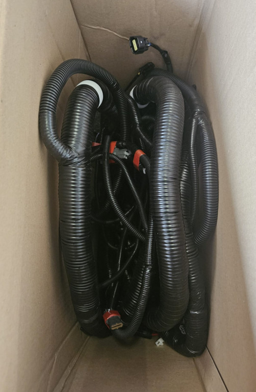 Case KSR13404 - KSR13403 - Cables/ Alambres para Maquinaria de construcción: foto 3 Case KSR13404 - KSR13403 - Cables/ Alambres para Maquinaria de construcción: foto 3