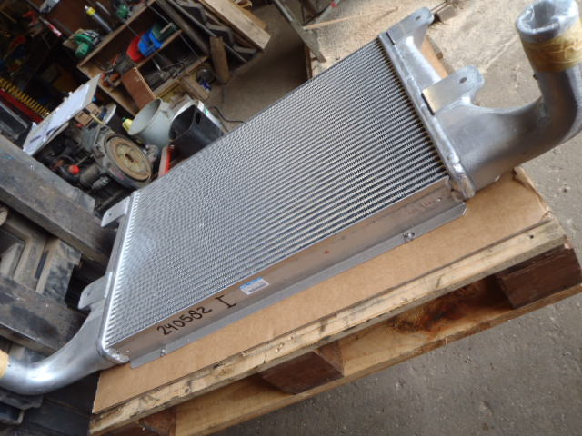Case LL00083 - Intercooler para Maquinaria de construcción: foto 2 Case LL00083 - Intercooler para Maquinaria de construcción: foto 2