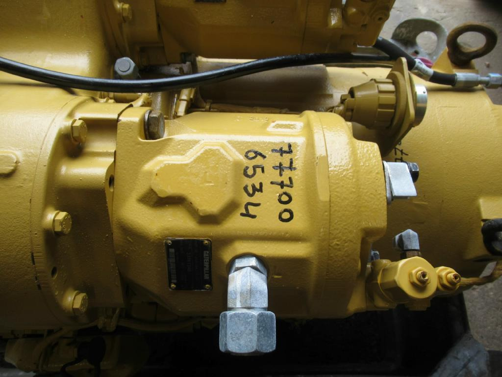 Caterpillar 2402647 - Bomba hidráulica para Maquinaria de construcción: foto 2 Caterpillar 2402647 - Bomba hidráulica para Maquinaria de construcción: foto 2