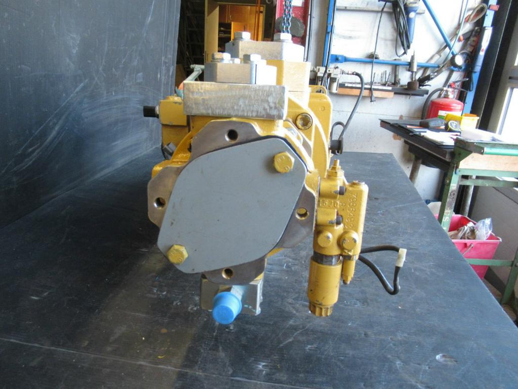 Caterpillar 2478968 - Bomba hidráulica para Maquinaria de construcción: foto 2 Caterpillar 2478968 - Bomba hidráulica para Maquinaria de construcción: foto 2