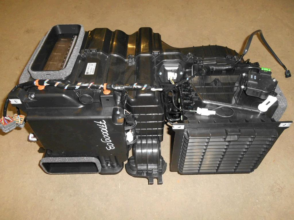 Caterpillar 3639493 - 3168972 - Pieza de aire acondicionado para Maquinaria de construcción: foto 1 Caterpillar 3639493 - 3168972 - Pieza de aire acondicionado para Maquinaria de construcción: foto 1