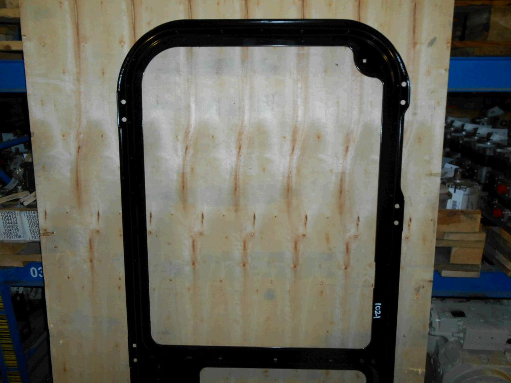 Caterpillar 4655971 - - Puerta y piezas para Maquinaria de construcción: foto 3 Caterpillar 4655971 - - Puerta y piezas para Maquinaria de construcción: foto 3