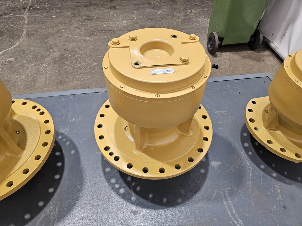 Caterpillar 5367288 - Eje y piezas para Maquinaria de construcción: foto 3 Caterpillar 5367288 - Eje y piezas para Maquinaria de construcción: foto 3