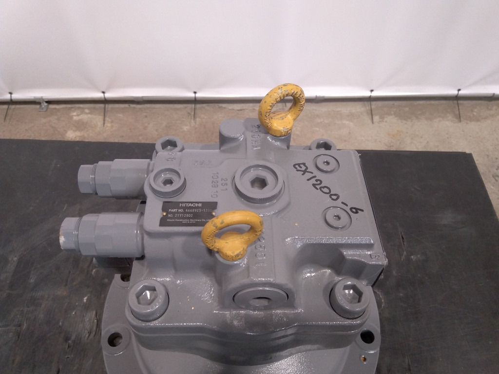 Hitachi 4668923 - YA00055485 - Reductor de giro para Maquinaria de construcción: foto 2 Hitachi 4668923 - YA00055485 - Reductor de giro para Maquinaria de construcción: foto 2