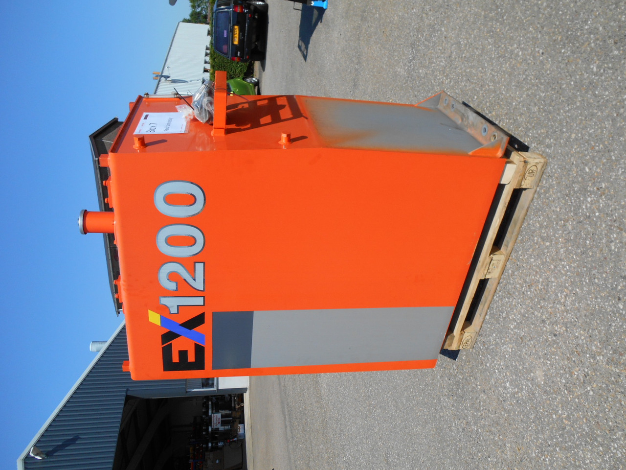 Hitachi 927877 - 9278777 - Depósito de combustible para Maquinaria de construcción: foto 5 Hitachi 927877 - 9278777 - Depósito de combustible para Maquinaria de construcción: foto 5