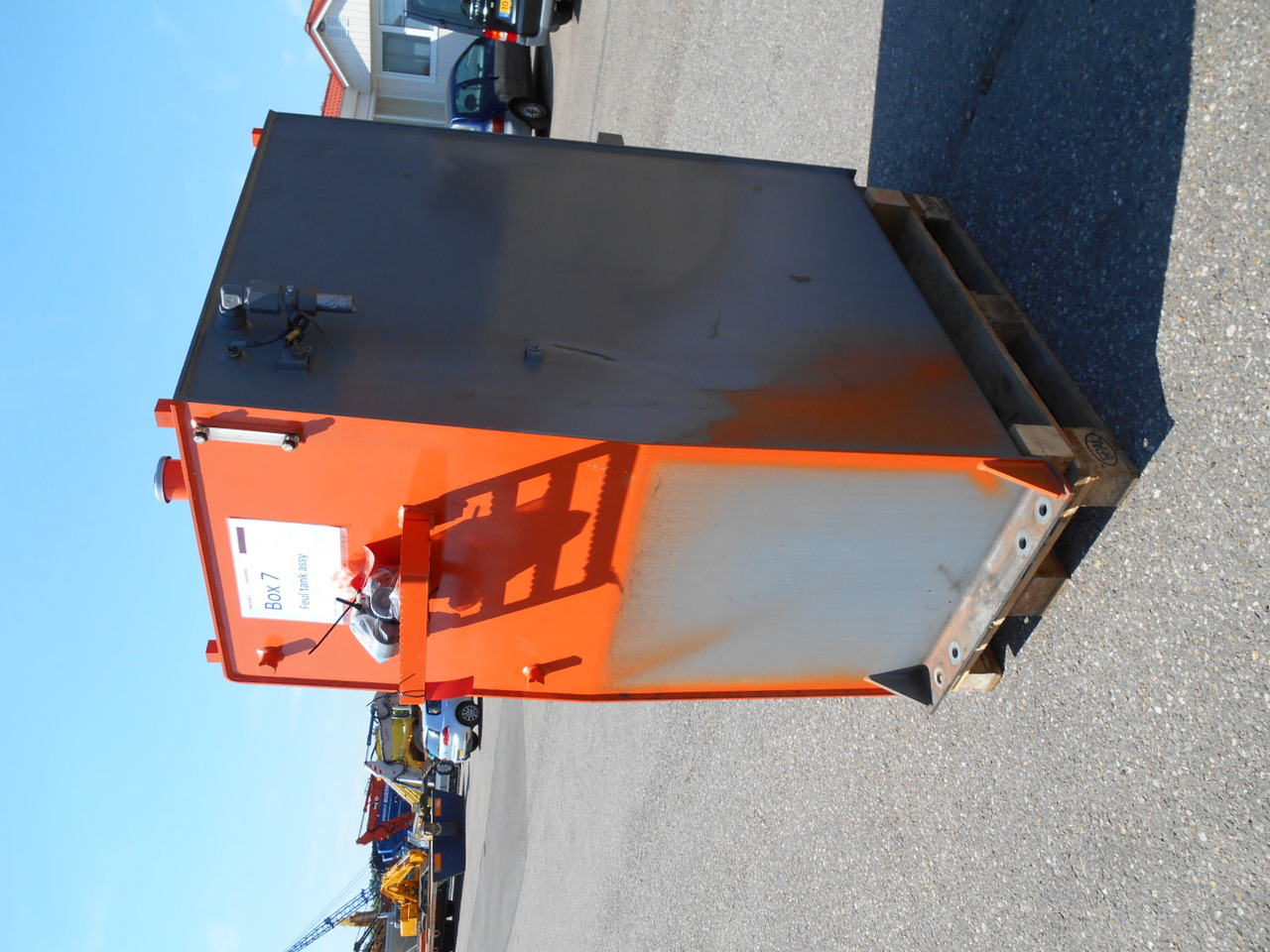 Hitachi EX1200-6 - 9278777 - Depósito de combustible para Maquinaria de construcción: foto 4 Hitachi EX1200-6 - 9278777 - Depósito de combustible para Maquinaria de construcción: foto 4