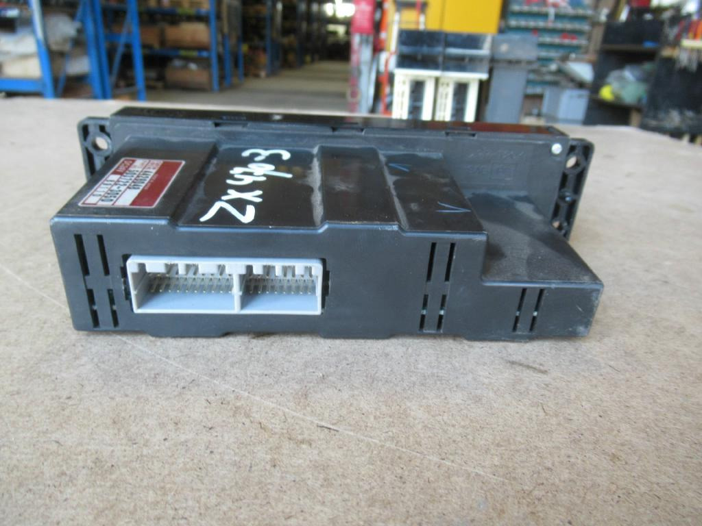 Hitachi ZX470-3 - - Salpicadero para Maquinaria de construcción: foto 3 Hitachi ZX470-3 - - Salpicadero para Maquinaria de construcción: foto 3