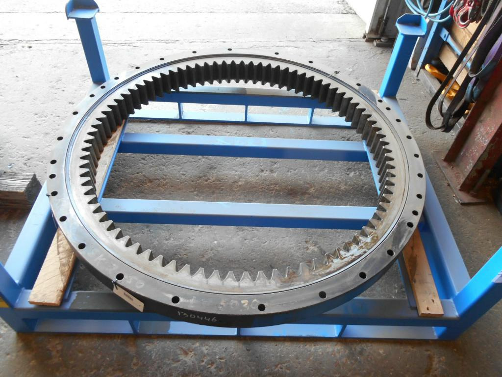 Kobelco LQ40FU0001F1 - Corona de giro para Maquinaria de construcción: foto 2 Kobelco LQ40FU0001F1 - Corona de giro para Maquinaria de construcción: foto 2