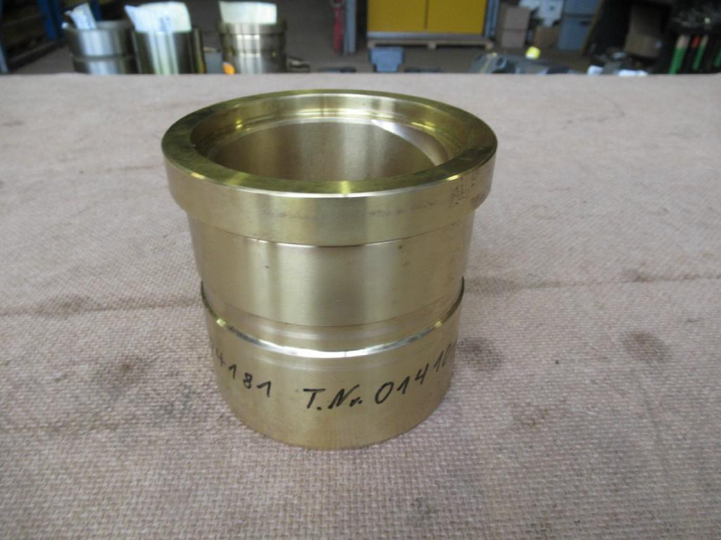 New Holland 1281189 - Pistones/ Anillos/ Bujes para Maquinaria de construcción: foto 1 New Holland 1281189 - Pistones/ Anillos/ Bujes para Maquinaria de construcción: foto 1