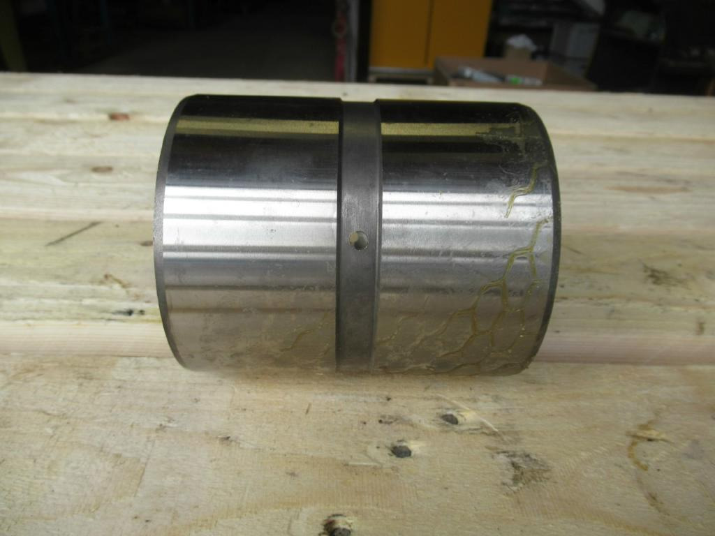 New Holland 71400119 - 6905395 - Pistones/ Anillos/ Bujes para Maquinaria de construcción: foto 3 New Holland 71400119 - 6905395 - Pistones/ Anillos/ Bujes para Maquinaria de construcción: foto 3