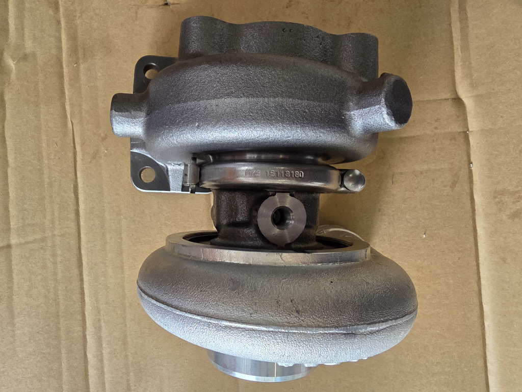 New Holland va4918902750 - Turbocompresor para Maquinaria de construcción: foto 3 New Holland va4918902750 - Turbocompresor para Maquinaria de construcción: foto 3