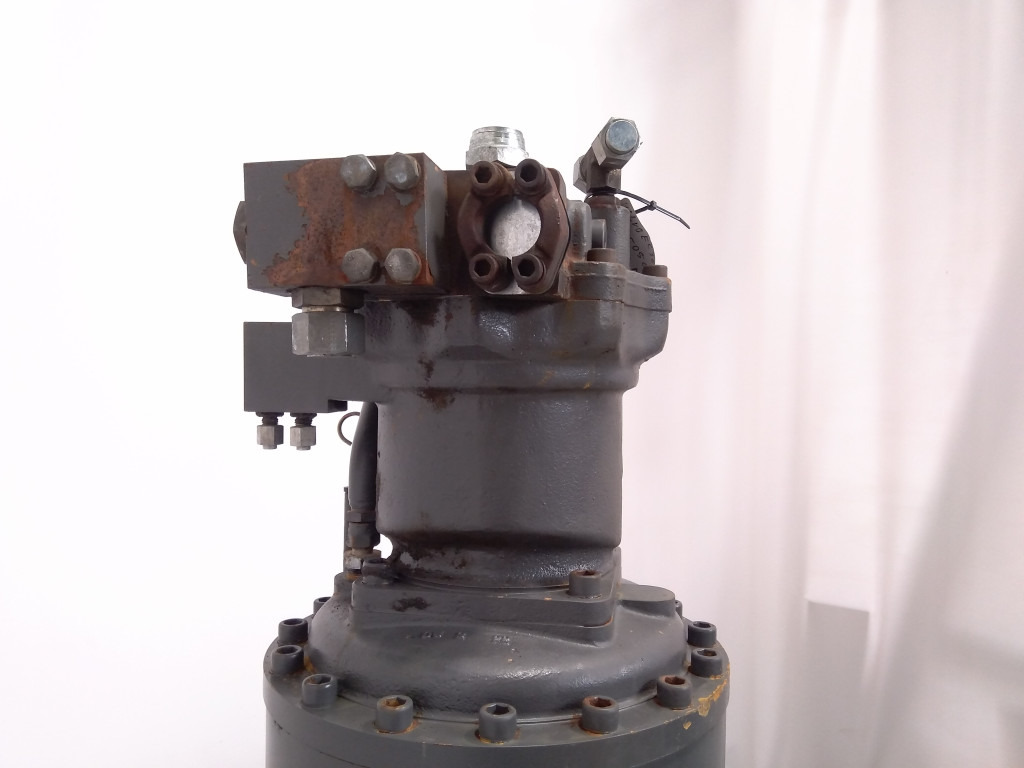 Volvo SA823031780 - Reductor de giro para Maquinaria de construcción: foto 1 Volvo SA823031780 - Reductor de giro para Maquinaria de construcción: foto 1