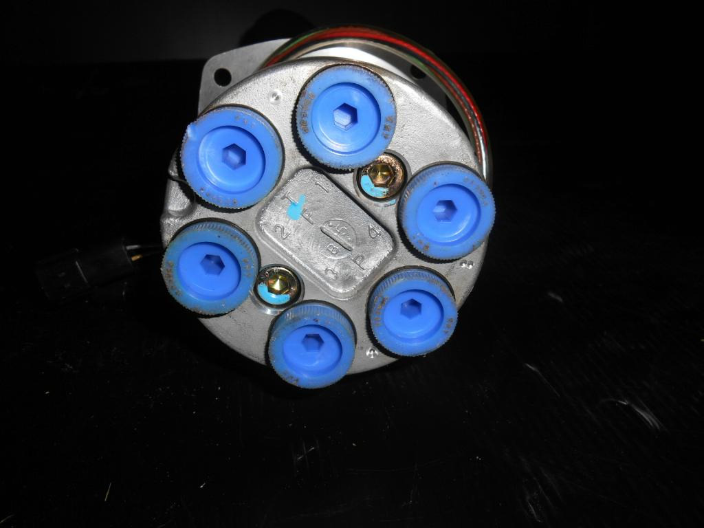 Volvo VOE14557295 - Cabina e interior para Maquinaria de construcción: foto 4 Volvo VOE14557295 - Cabina e interior para Maquinaria de construcción: foto 4