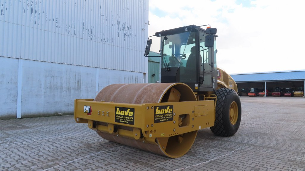 Arrendamiento de  Caterpillar CS66B Caterpillar CS66B: foto 6
