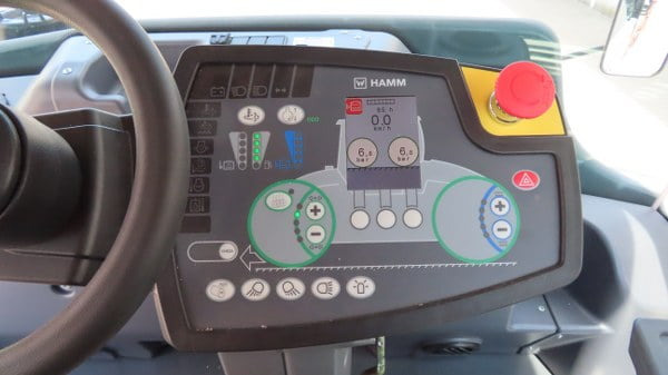 Rodillo de neumáticos Hamm HP 180 I: foto 9