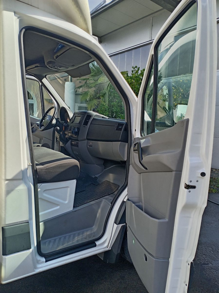 Furgoneta caja cerrada Volkswagen Crafter 50 Koffer 2.0 TDI LR 120 kW Diesel: foto 12