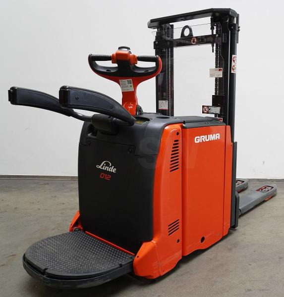 Apilador Linde D 12 AP 133-01: foto 1