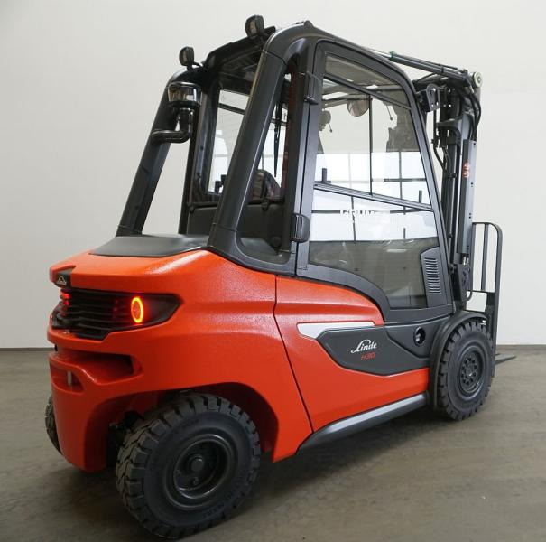 Linde H 30 D 1202 - Carretilla elevadora diésel: foto 2 Linde H 30 D 1202 - Carretilla elevadora diésel: foto 2