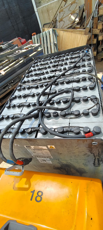 Carretilla elevadora eléctrica CARER R 60 H2: foto 11 Carretilla elevadora eléctrica CARER R 60 H2: foto 11