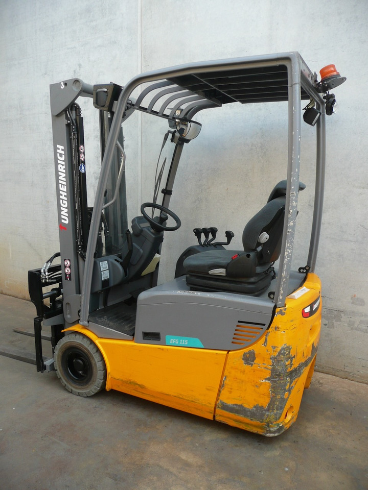 Jungheinrich EFG 115 330 ZZ - Carretilla elevadora eléctrica: foto 4 Jungheinrich EFG 115 330 ZZ - Carretilla elevadora eléctrica: foto 4