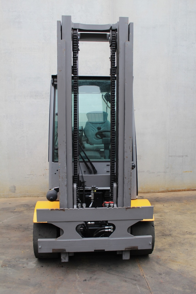 Jungheinrich EFG 550 400 ZT - Carretilla elevadora eléctrica: foto 5 Jungheinrich EFG 550 400 ZT - Carretilla elevadora eléctrica: foto 5