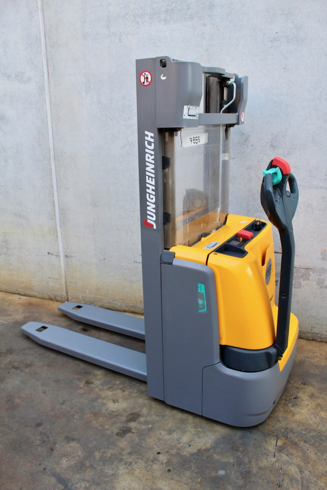 Jungheinrich EJC 110 250 ZZ LI-ion - Apilador: foto 1 Jungheinrich EJC 110 250 ZZ LI-ion - Apilador: foto 1