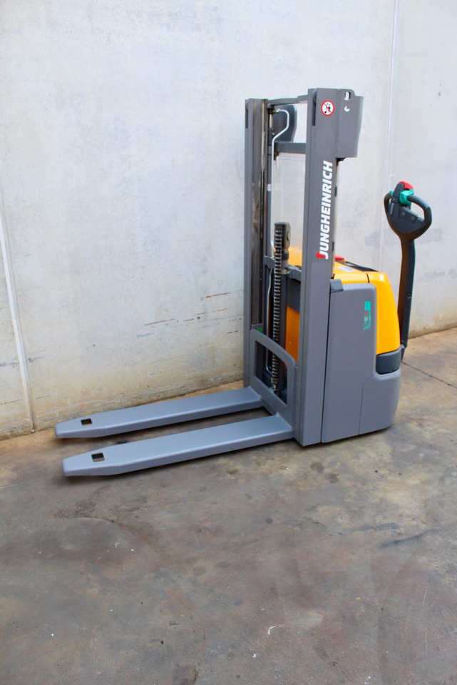 Jungheinrich EJC 110 250 ZZ LI-ion - Apilador: foto 2 Jungheinrich EJC 110 250 ZZ LI-ion - Apilador: foto 2