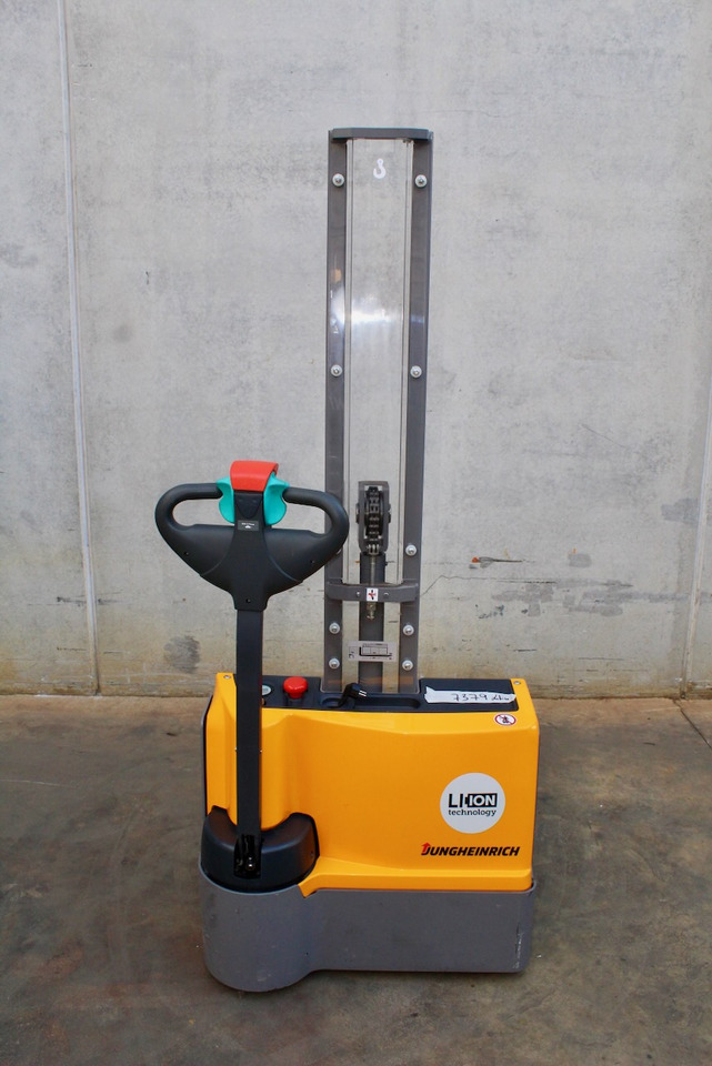 Jungheinrich EJC M10 154 E LI-ION - Apilador: foto 5 Jungheinrich EJC M10 154 E LI-ION - Apilador: foto 5