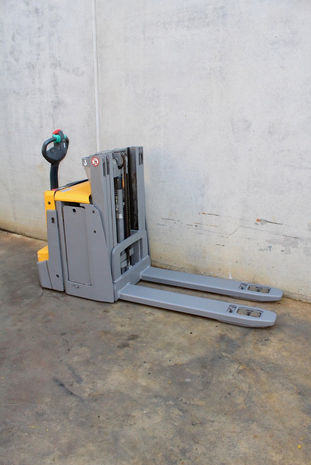 Jungheinrich EJD 222 205 DT - Apilador: foto 4 Jungheinrich EJD 222 205 DT - Apilador: foto 4