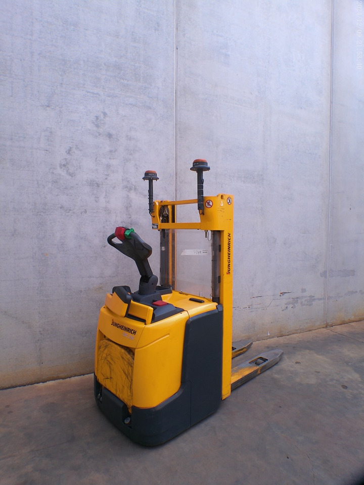 Jungheinrich ERC 216 240 ZT - Apilador: foto 3 Jungheinrich ERC 216 240 ZT - Apilador: foto 3