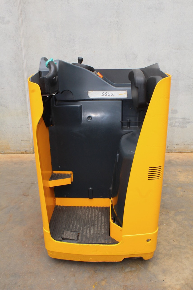 Jungheinrich ESE 120 - Transpaleta: foto 5 Jungheinrich ESE 120 - Transpaleta: foto 5