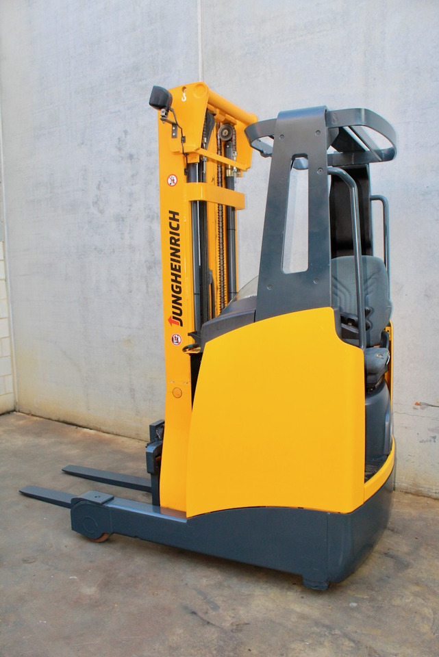 Jungheinrich ETV 110 560 DZ - Retráctil: foto 4 Jungheinrich ETV 110 560 DZ - Retráctil: foto 4