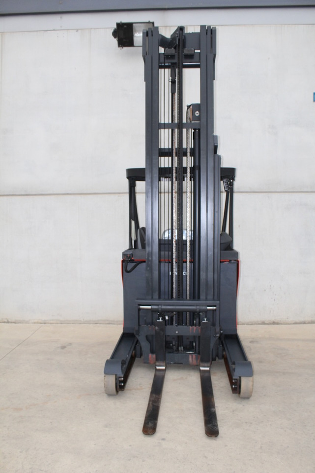 Linde R16-01 - Retráctil: foto 5 Linde R16-01 - Retráctil: foto 5