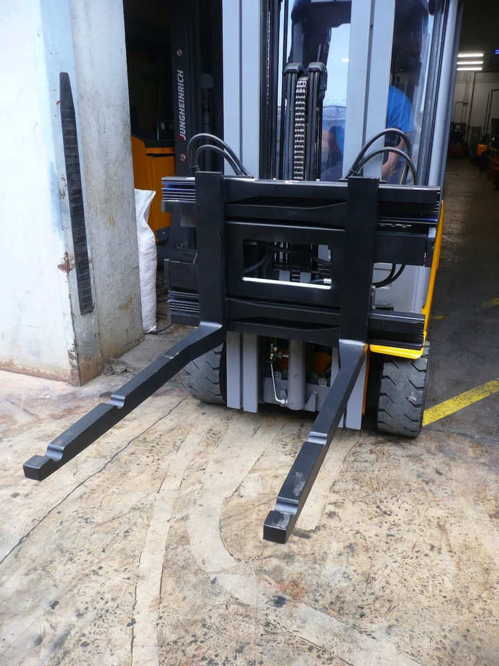 POSICIONADOR DE HORQUILLAS CON DESPLAZADOR - Horquillas para Equipo de manutención: foto 1 POSICIONADOR DE HORQUILLAS CON DESPLAZADOR - Horquillas para Equipo de manutención: foto 1