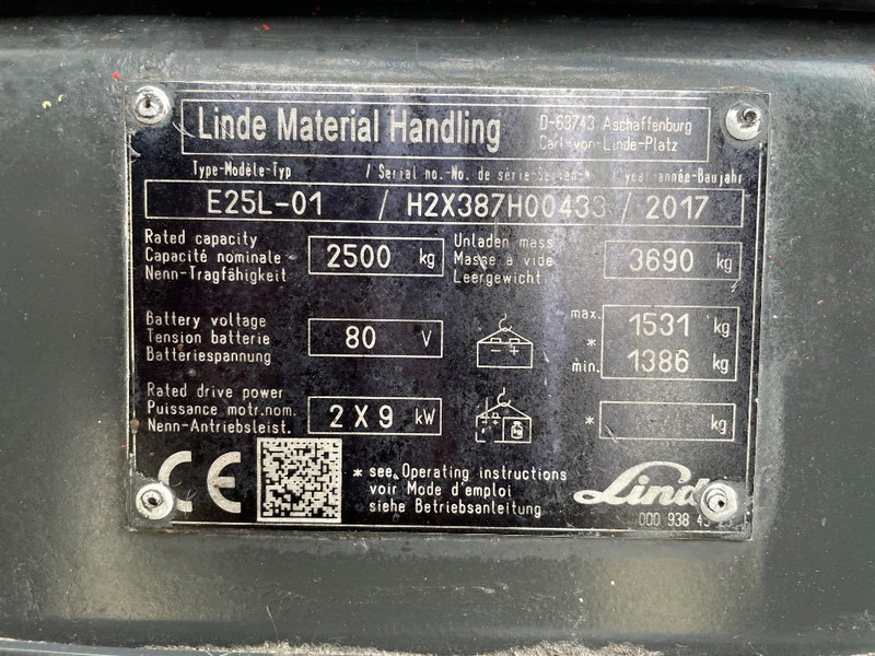 Linde E 25 L-01 - Carretilla elevadora eléctrica: foto 3 Linde E 25 L-01 - Carretilla elevadora eléctrica: foto 3