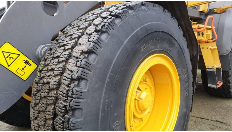 Cargadora de ruedas Volvo L60H, Hjullastare: foto 13