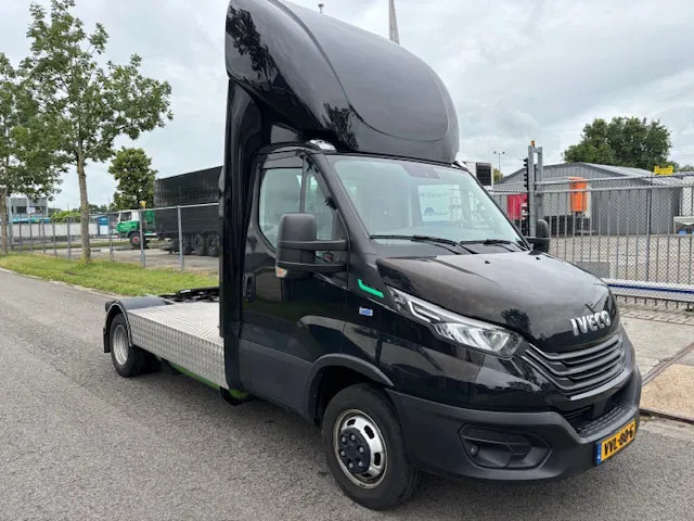 Iveco 35C14G Daily BE trekker 3.0 CNG gas - Cabeza tractora: foto 3 Iveco 35C14G Daily BE trekker 3.0 CNG gas - Cabeza tractora: foto 3